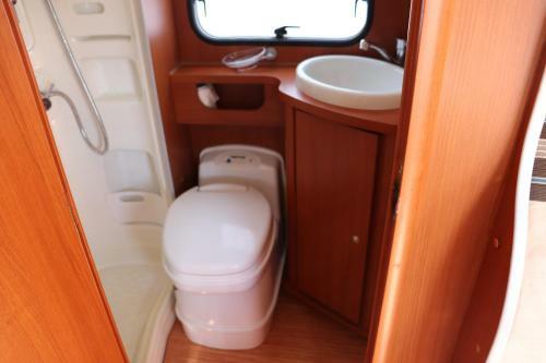 Rent Camper Motorhome, Alquiler Autocaravana
