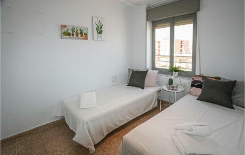 Nice Apartment In Santa Pola With 3 Bedrooms