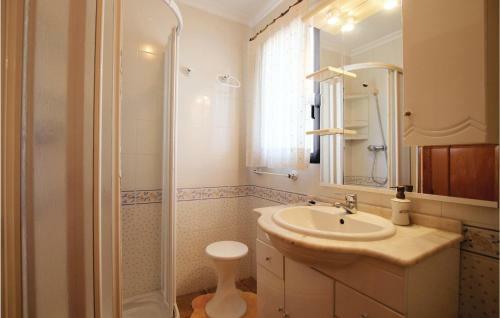 Two-bedroom Apartment In Santa Pola