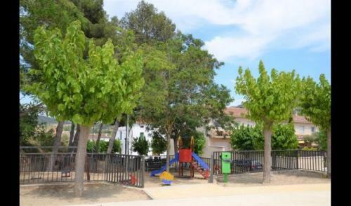 Villa In Cantallops Sleeps 6 With Pool And Air Con