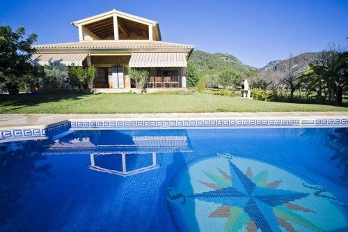 Selva Villa Sleeps 8 With Pool Air Con And Wifi
