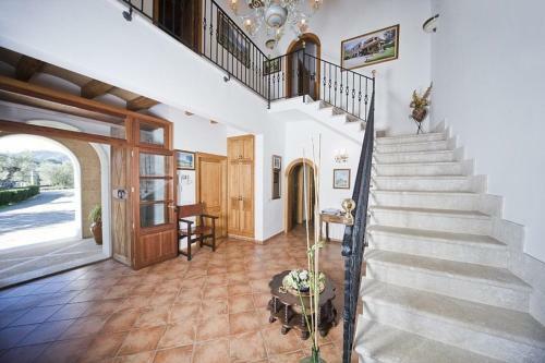 Selva Villa Sleeps 8 With Pool Air Con And Wifi