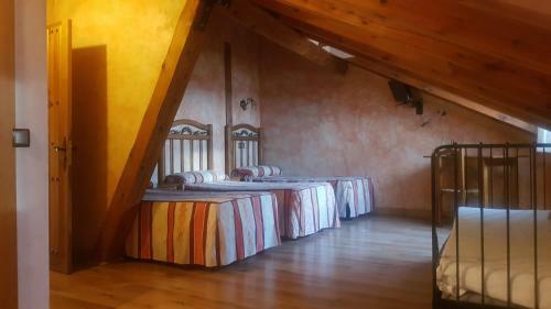 Bed & Breakfast Puerta Al Duraton