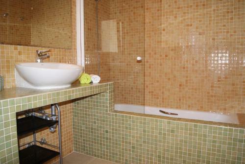 Setla Villa Sleeps 6 With Pool Air Con And Wifi