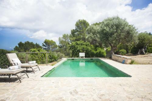 Selva Villa Sleeps 6 With Pool Air Con And Wifi