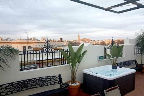 Apartamento Amazing Penthhouse View In Triana Jacuzzi Centro