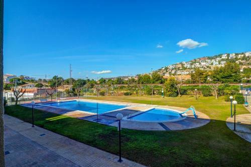 La Marina Sea Front Apartment By Hello Apartments Sitges