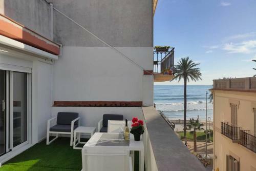 Apartamento White Penthouse - �tico Para 2 Centro de Sitges