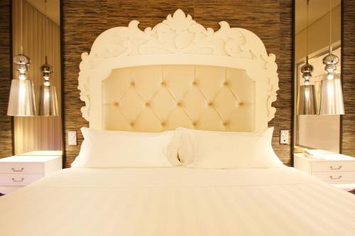 Silk Motel
