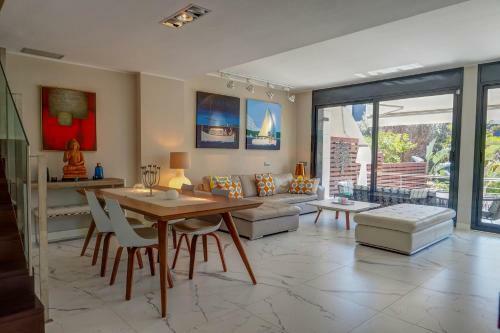 Deluxe Duplex In The Center By Hello Apartments Sitges
