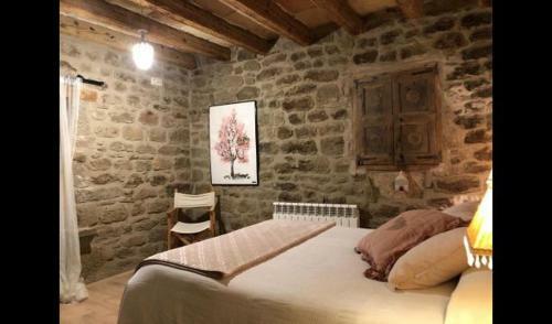 Villa In Solsona Sleeps 17 With Pool