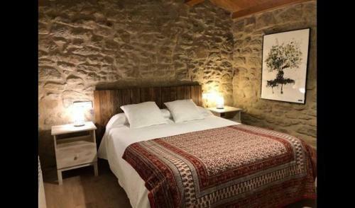 Villa In Solsona Sleeps 17 With Pool