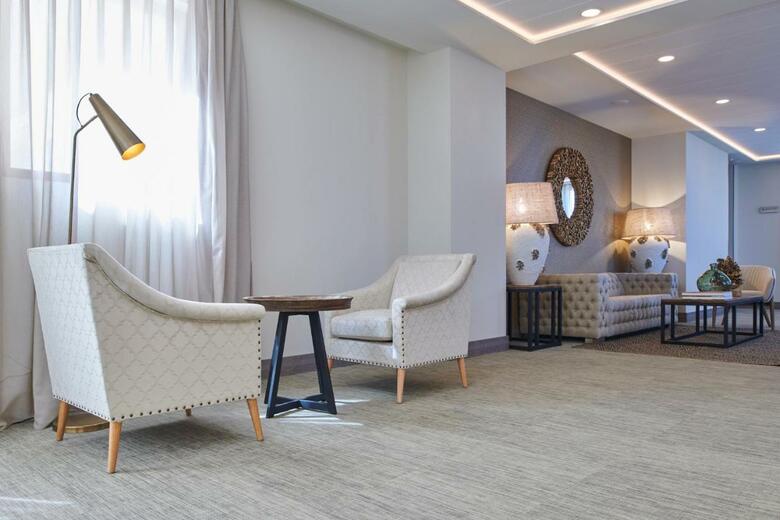 Ansares Hotel
