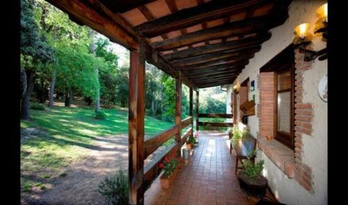 Villa In Taradell Sleeps 5
