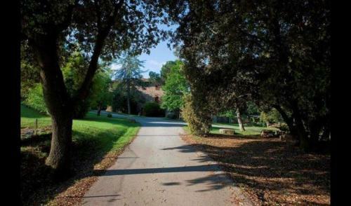 Villa In Taradell Sleeps 5