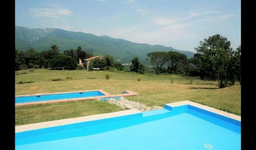 Tapis Villa Sleeps 2 With Pool