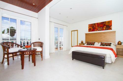 Villa Natalie - 5 Bedroom Swimming Pool With Jacuzzi