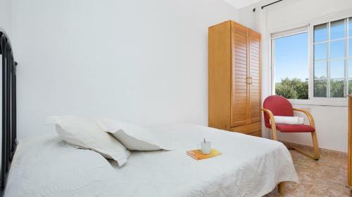 Villa In Tordera Sleeps 8 With Pool