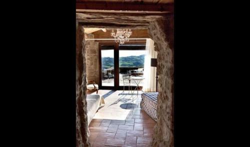 Tiurana Villa Sleeps 20 With Pool And Air Con