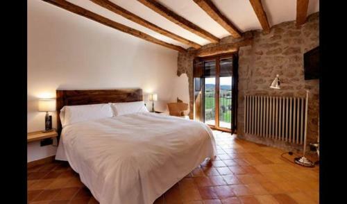Tiurana Villa Sleeps 20 With Pool And Air Con