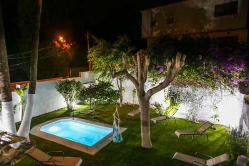 Playamar Villa Sleeps 4 With Pool Air Con And Wifi
