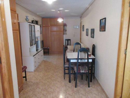 Nice Apartment Downtown - 15 Minutes From The Sea