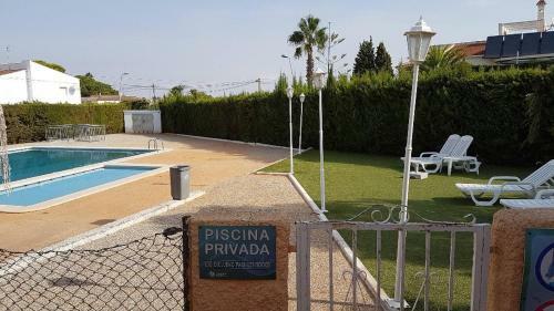 Bungalow In The Chic District Of Los Balcones