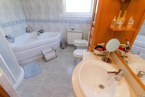 Sant Eloi Villa Sleeps 8 Pool Wifi