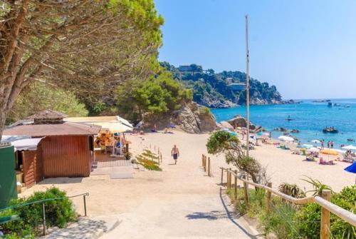 Sant Eloi Villa Sleeps 6 Pool