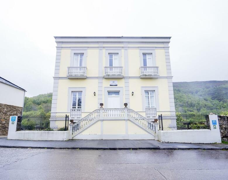 Iberik Hotel Triacastela