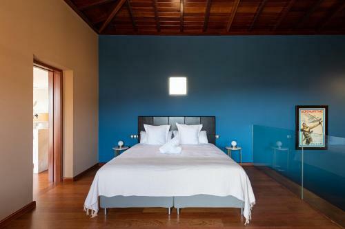 Oasis Villa With Swimming Pool In 4000m2 Garden