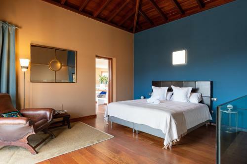 Oasis Villa With Swimming Pool In 4000m2 Garden