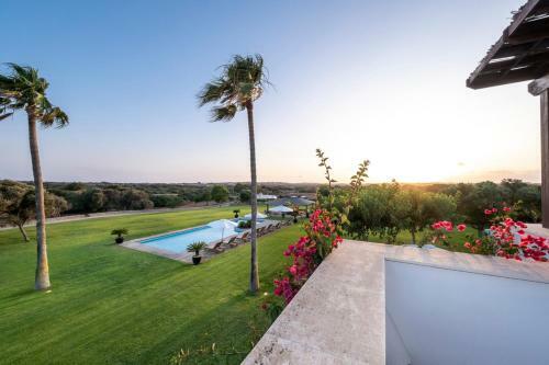 Trebeluger Villa Sleeps 14 With Pool And Air Con