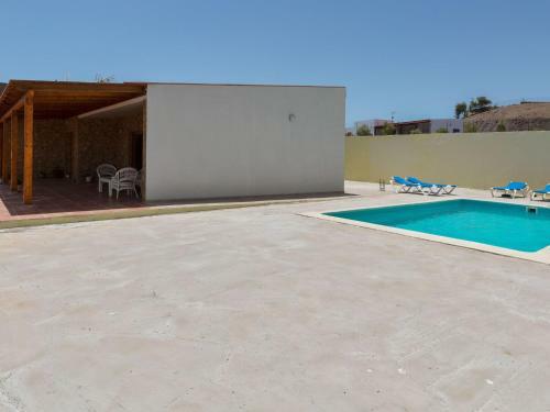 Exclusive Villa In Tuineje With Private Swimming Pool