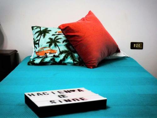 Traditional Villa In O Val, Nar�n With Pool
