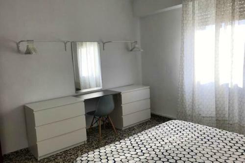 Apartment With 3 Bedrooms In Valencia With Wifi