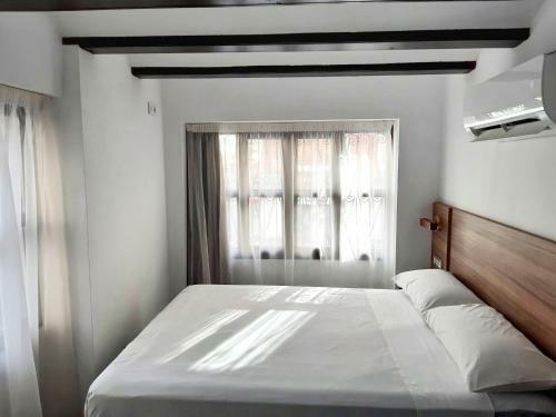 Hotel 19-30 Valencia