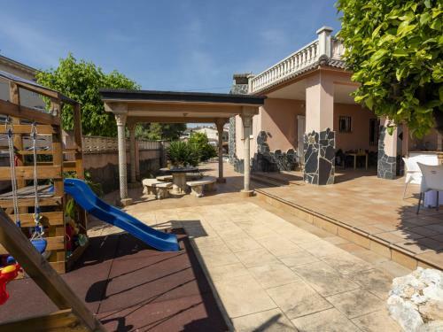 Premium Holiday Home In El Vendrell With Swimming Pool