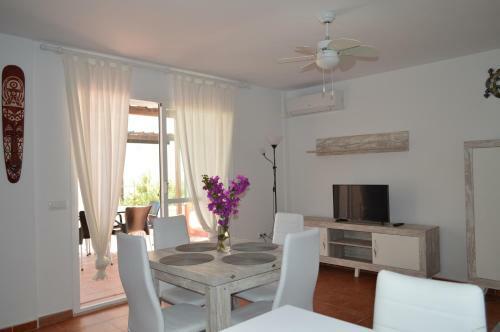 Ground Floor Apartment 1 Bedroom, Private Patio, South Facing
