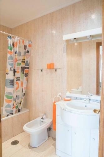 Apartamento Piso Enfrente A La Playa de Samil 55 2 I