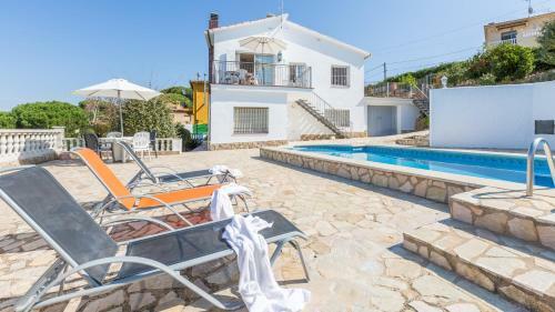 Villa- Mari