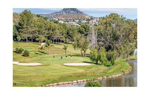Nice Apartment In Benahavis With Wifi And 2 Bedrooms