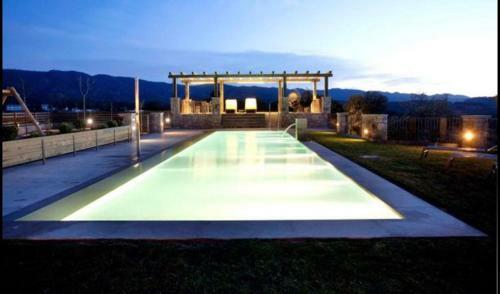 Villa In El Vilosell Sleeps 6 With Pool And Air Con