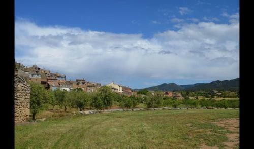Villa In El Vilosell Sleeps 6 With Pool And Air Con