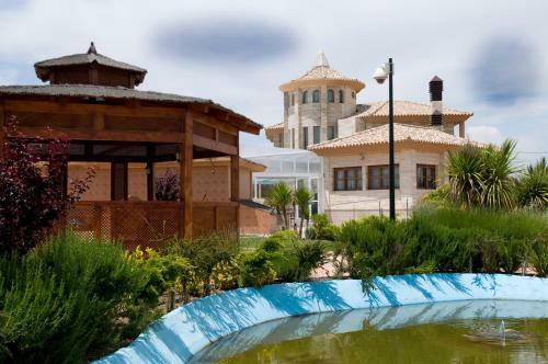 Hostal Holidays Mirana