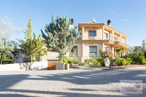 Hostal Holidays Mirana