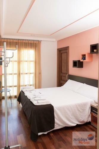 Hostal Holidays Mirana