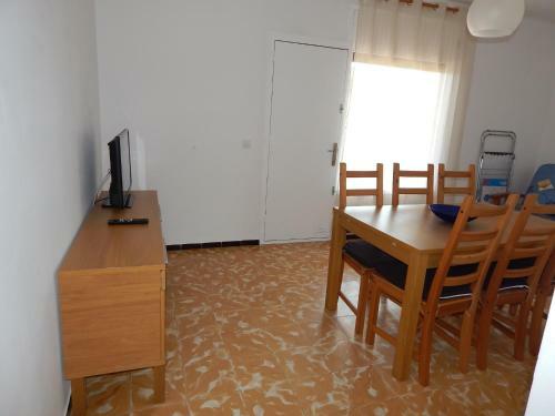 Apart Planta Baixa Amb Parking Montserrat III