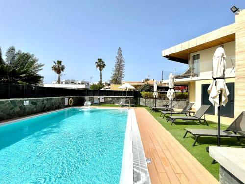 Apartamento de Lujo Con Acceso Directo A La Playa San Agustin