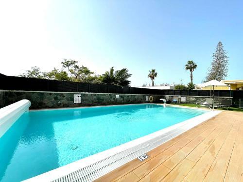 Apartamento de Lujo Con Acceso Directo A La Playa San Agustin